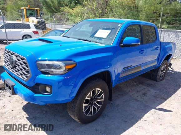 2020 Toyota Tacoma SR5 z VIN 3TMCZ5AN5LM337632, wystawiony jako IAAI lot #42203628 z przebiegiem 39 831 mil mil oraz . Historia ofert i sprzedaży dostępna na DreamBid. Obrazek 2.