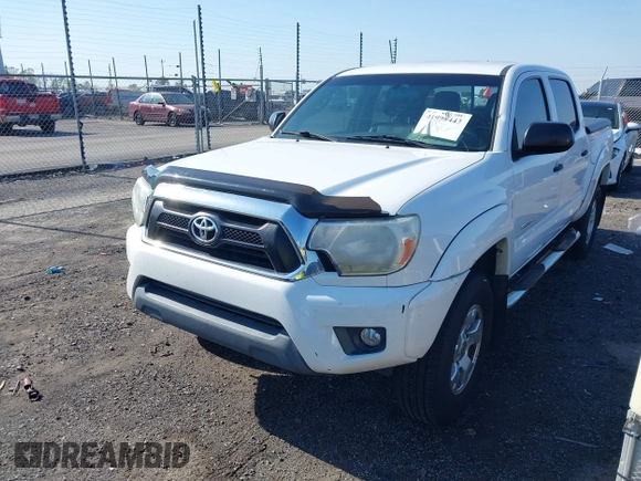 2015 Toyota Tacoma PreRunner with VIN 5TFJU4GN0FX069112, listed as a IAAI auction lot 41998443 with 49,593 mi miles and . Bid and sale history available at DreamBid. Image 6.