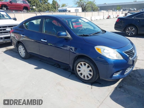 2012 Nissan Versa SL with VIN 3N1CN7APXCL946510, listed as a IAAI auction lot 42000217 with 111,943 mi miles. Bid and sale history available at carsss.com. Image 1.