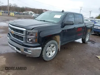 2015 Chevrolet Silverado 1500 LT with VIN 3GCUKREC4FG470863, listed as a IAAI auction lot 41917566 with 300,177 mi miles and . Bid and sale history available at DreamBid. Image 17.