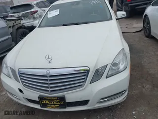 2012 Mercedes-Benz E-Class E 350 Luxury with VIN WDDHF5KB0CA588841, listed as a IAAI auction lot 41371990 with 108,480 mi miles. Bid and sale history available at carsss.com. Image 12.