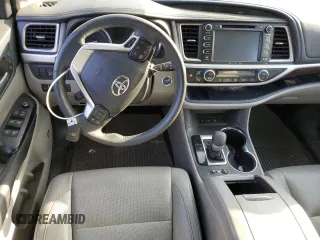 2016 Toyota Highlander Hybrid Limited with VIN 5TDDCRFH0GS020119, listed as a Copart auction lot 80535983 with 100,886 mi miles. Bid and sale history available at carsss.com. Image 8.