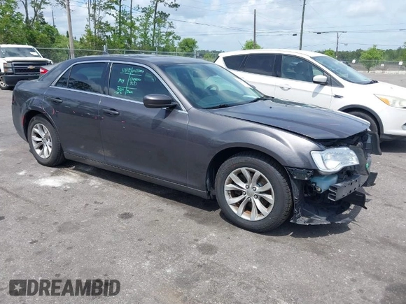 2015 Chrysler 300 Limited with VIN 2C3CCAAG1FH887073, listed as a IAAI auction lot 41967713 with 255,638 mi miles. Bid and sale history available at carsss.com. Image 1.