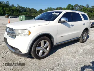 2011 Dodge Durango Citadel z VIN 1D4SE5GT0BC695205, wystawiony jako Copart lot #59662855 z przebiegiem 206 860 mil mil oraz Czysty tytuł • Clean title. Historia ofert i sprzedaży dostępna na DreamBid. Obrazek 1.