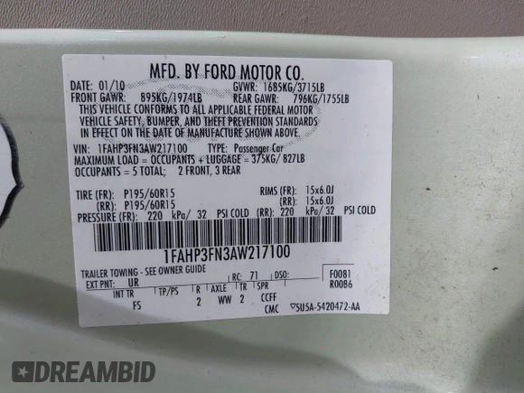 2010 Ford Focus SE with VIN 1FAHP3FN3AW217100, listed as a IAAI auction lot 42061308 with 284,276 mi miles. Bid and sale history available at carsss.com. Image 9.