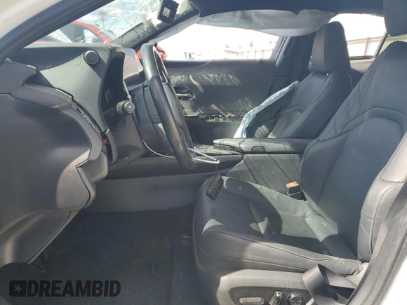 2023 Lexus UX 250h F Sport z VIN JTHB6JBH0P2155693, wystawiony jako Copart lot #56769475 z przebiegiem 61 661 mil mil oraz Szkoda całkowita • Salvage title. Historia ofert i sprzedaży dostępna na DreamBid. Obrazek 7.