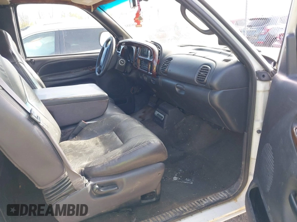 2001 Dodge Ram 2500 with VIN 3B7KC23651G740703, listed as a IAAI auction lot 42083881 with 204,642 mi miles. Bid and sale history available at carsss.com. Image 5.