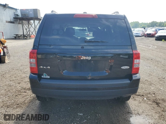 2015 Jeep Patriot High Altitude with VIN 1C4NJRFB2FD154338, listed as a Copart auction lot 64156845 with 111,755 mi miles and Clean title. Bid and sale history available at DreamBid. Image 6.