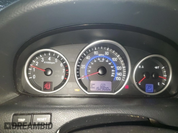 2011 Hyundai Veracruz GLS with VIN KM8NUDCC5BU171065, listed as a Copart auction lot 50982235 with 152,900 mi miles and Salvage Title. Bid and sale history available at DreamBid. Image 9.