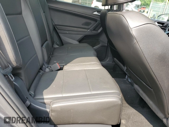 2018 Volkswagen Tiguan SEL with VIN 3VV2B7AX2JM216584, listed as a Copart auction lot 60986525 with 78,641 mi miles and Salvage title. Bid and sale history available at DreamBid. Image 11.