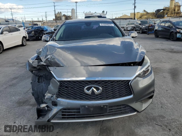 2017 Infiniti QX30 z VIN SJKCH5CP2HA032690, wystawiony jako Copart lot #51528025 z przebiegiem 79 455 mil mil oraz Szkoda całkowita • Salvage title. Historia ofert i sprzedaży dostępna na DreamBid. Obrazek 5.