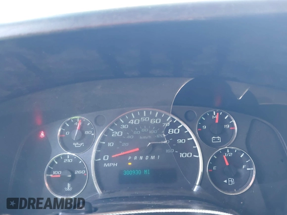 2011 Chevrolet Express Cargo with VIN 1GCWGFBA3B1107667, listed as a IAAI auction lot 42066960 with 300,390 mi miles. Bid and sale history available at carsss.com. Image 7.