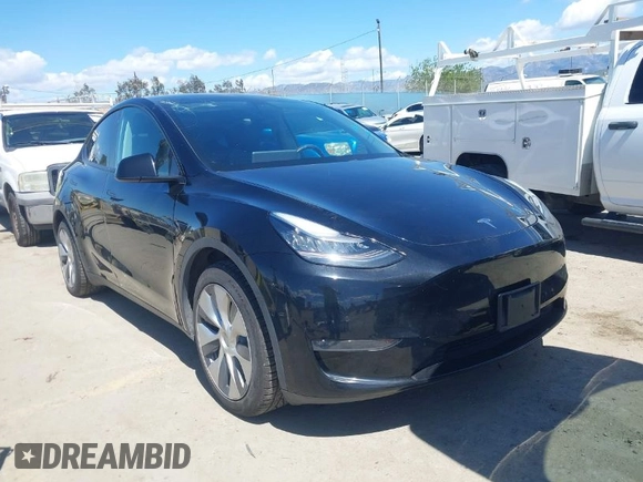 2020 Tesla Model Y Long Range with VIN 5YJYGDEE2LF059177, listed as a IAAI auction lot 41916260 with 66,190 mi miles and . Bid and sale history available at DreamBid. Image 1.