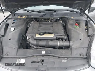 2016 Porsche Cayenne with VIN WP1AA2A27GKA15797, listed as a IAAI auction lot 42063043 with 81,464 mi miles. Bid and sale history available at carsss.com. Image 10.