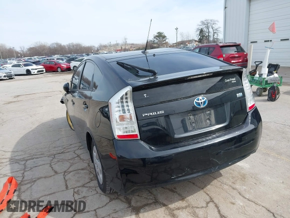 2010 Toyota Prius II with VIN JTDKN3DU9A0066914, listed as a IAAI auction lot 41865149 with 211,806 mi miles. Bid and sale history available at carsss.com. Image 3.