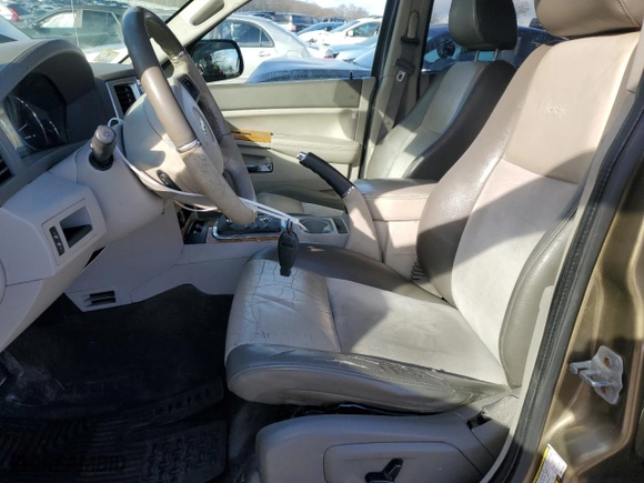 2009 Jeep Grand Cherokee Limited with VIN 1J8HR58P99C521309, listed as a Copart auction lot 43537725 with 199,973 mi miles and Clean Title. Bid and sale history available at carsss.com. Image 7.
