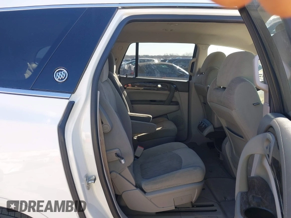 2014 Buick Enclave Convenience with VIN 5GAKRAKD2EJ370874, listed as a IAAI auction lot 41745842 with 1 mi miles. Bid and sale history available at carsss.com. Image 8.