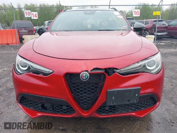 2019 Alfa Romeo Stelvio Ti with VIN ZASPAKBN1K7C49148, listed as a IAAI auction lot 42205054 with 47,338 mi miles and . Bid and sale history available at DreamBid. Image 12.