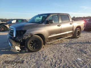 2012 Toyota Tundra with VIN 5TFEM5F16CX045916, listed as a Copart auction lot 82448144 with 200,630 mi miles and Salvage title. Bid and sale history available at DreamBid. Image 1.