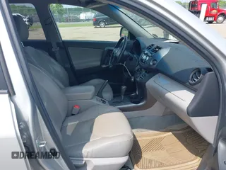 2011 Toyota RAV4 Limited with VIN 2T3DF4DV5BW102695, listed as a IAAI auction lot 42445277 with 198,691 mi miles and . Bid and sale history available at DreamBid. Image 5.