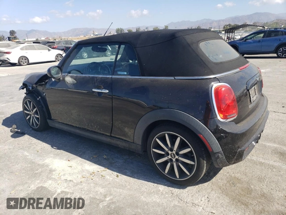 2016 MINI Convertible S z VIN WMWWG9C51G3C22038, wystawiony jako Copart lot #71986764 z przebiegiem 109 071 mil mil oraz Szkoda całkowita • Salvage title. Historia ofert i sprzedaży dostępna na DreamBid. Obrazek 2.
