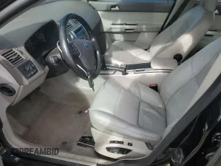 2008 Volvo V50 2.5T R-Design with VIN YV1MJ672X82396604, listed as a Copart auction lot 43083015 with 148,791 mi miles and Salvage Title. Bid and sale history available at carsss.com. Image 7.