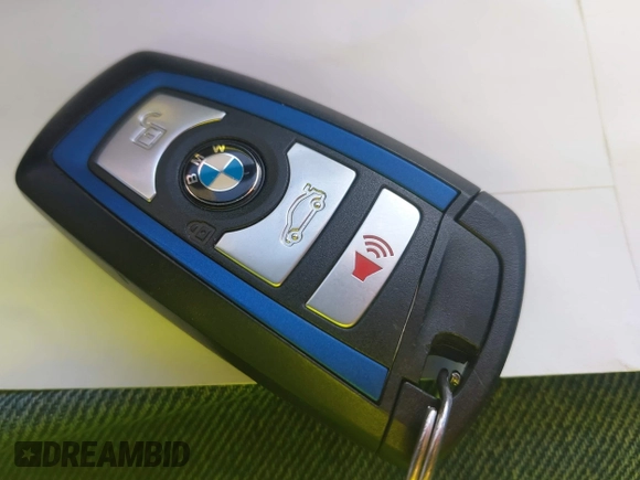 2013 BMW 3 Series 335i xDrive with VIN WBA3B9G56DNR90087, listed as a IAAI auction lot 41674929 with 26,001 mi miles and . Bid and sale history available at DreamBid. Image 11.