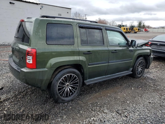 2007 Jeep Patriot Sport with VIN 1J8FF28W47D395177, listed as a Copart auction lot 49033005 with 175,125 mi miles and Salvage Title. Bid and sale history available at DreamBid. Image 3.
