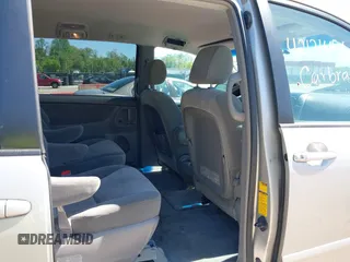 2006 Toyota Sienna CE with VIN 5TDZA23C86S581789, listed as a IAAI auction lot 42131496 with 140,252 mi miles. Bid and sale history available at carsss.com. Image 8.