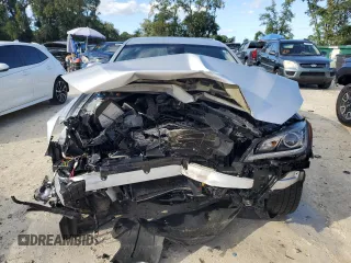 2017 Genesis G80 3.8L with VIN KMHGN4JE4HU203975, listed as a Copart auction lot 76010134 with 138,610 mi miles and Non Repairable. Bid and sale history available at DreamBid. Image 5.
