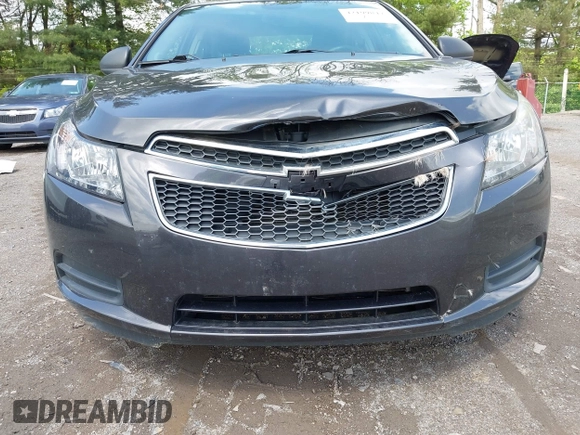 2014 Chevrolet Cruze LS with VIN 1G1PA5SG2E7441753, listed as a IAAI auction lot 42199847 with 93,624 mi miles and . Bid and sale history available at DreamBid. Image 6.