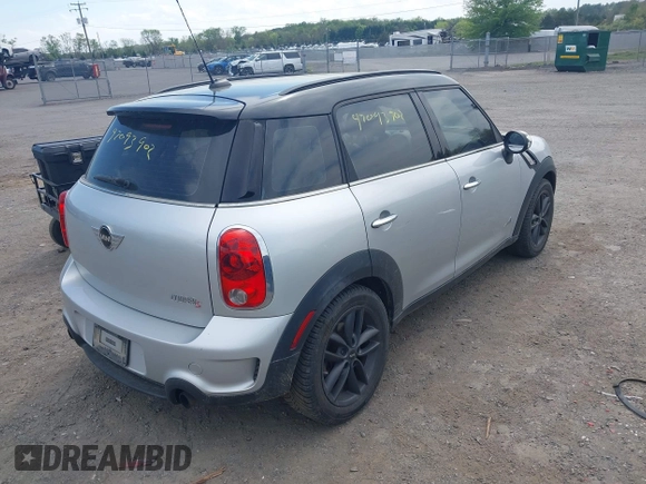 2012 MINI Countryman S with VIN WMWZC5C56CWM13283, listed as a IAAI auction lot 42093902 with 230,000 mi miles and . Bid and sale history available at DreamBid. Image 4.