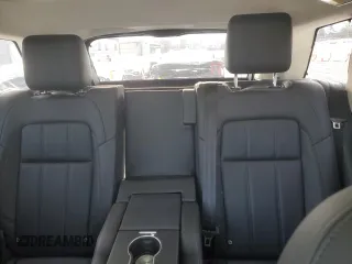 2022 Land Rover Range Rover Sport HSE Silver Edition z VIN SALWR2SU9NA224485, wystawiony jako Copart lot #44970195 z przebiegiem Nie podano mil oraz Szkoda całkowita • Salvage title. Historia ofert i sprzedaży dostępna na DreamBid. Obrazek 10.