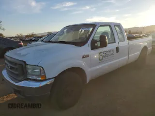 2003 Ford Super Duty F-250 XL with VIN 1FTNX20L53EB43007, listed as a Copart auction lot 84117284 with 179,885 mi miles and Clean Title. Bid and sale history available at carsss.com. Image 1.