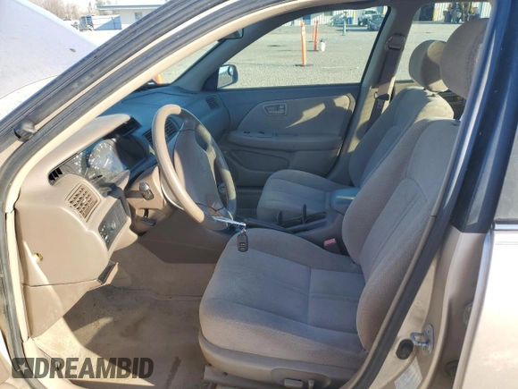 2000 Toyota Camry CE z VIN 4T1BG22K7YU738912, wystawiony jako Copart lot #88852845 z przebiegiem 122 569 mil mil oraz Szkoda całkowita • Salvage title. Historia ofert i sprzedaży dostępna na DreamBid. Obrazek 7.