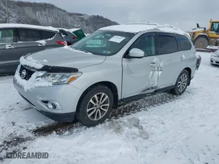 2015 Nissan Pathfinder Platinum with VIN 5N1AR2MM1FC675197, listed as a IAAI auction lot 41595067 with 96,135 mi miles. Bid and sale history available at carsss.com. Image 17.