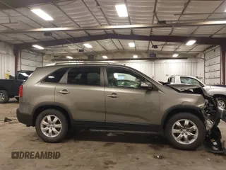 2013 Kia Sorento LX with VIN 5XYKT3A66DG381650, listed as a IAAI auction lot 42400630 with 182,333 mi miles and . Bid and sale history available at DreamBid. Image 14.