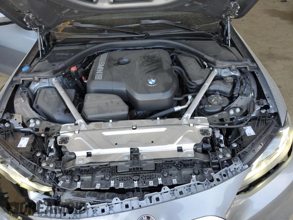 2025 BMW 4 Series 430i with VIN WBA33DB09SCS74594, listed as a Copart auction lot 48600115 with 19,598 mi miles and Clean Title. Bid and sale history available at carsss.com. Image 11.