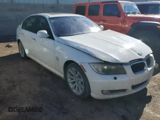 2011 BMW 3 Series 328i xDrive z VIN WBAPK5G54BNN28957, wystawiony jako Copart lot #41448975 z przebiegiem 184 889 mil mil oraz Szkoda całkowita • Salvage title. Historia ofert i sprzedaży dostępna na DreamBid. Obrazek 4.