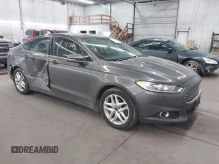 2015 Ford Fusion SE z VIN 3FA6P0HD0FR132316, wystawiony jako IAAI lot #41770636 z przebiegiem 185 681 mil mil oraz . Historia ofert i sprzedaży dostępna na DreamBid. Obrazek 1.