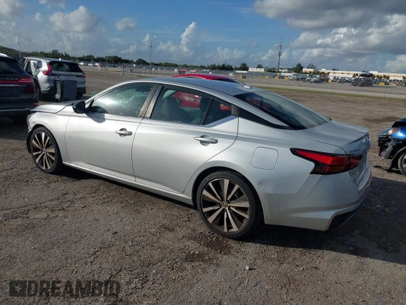 2019 Nissan Altima SR with VIN 1N4BL4CV9KC258877, listed as a IAAI auction lot 41144135 with 64,434 mi miles and . Bid and sale history available at carsss.com. Image 3.