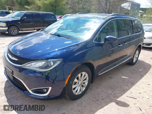 2017 Chrysler Pacifica Touring L with VIN 2C4RC1BG7HR514864, listed as a IAAI auction lot 42187845 with 86,774 mi miles and . Bid and sale history available at DreamBid. Image 22.