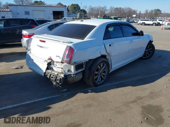 2014 Chrysler 300 with VIN 2C3CCAGT6EH286860, listed as a IAAI auction lot 41356345 with 87,658 mi miles. Bid and sale history available at carsss.com. Image 4.