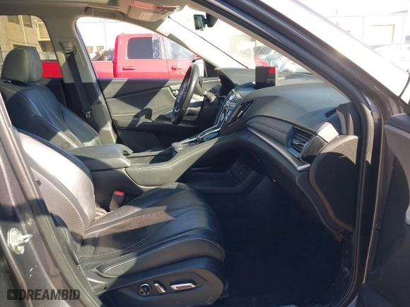 2019 Acura RDX w/Technology Pkg with VIN 5J8TC2H51KL000186, listed as a IAAI auction lot 41403335 with 140,920 mi miles. Bid and sale history available at carsss.com. Image 5.