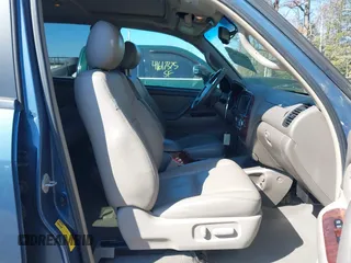 2007 Toyota Sequoia Limited with VIN 5TDBT48A67S291504, listed as a IAAI auction lot 41613824 with 139,089 mi miles and . Bid and sale history available at DreamBid. Image 5.