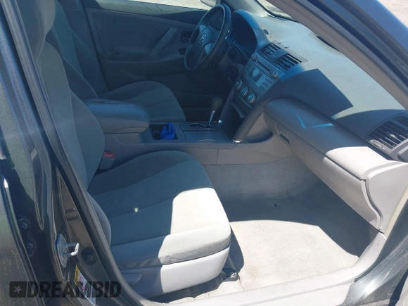 2007 Toyota Camry CE with VIN 4T1BE46K77U046272, listed as a IAAI auction lot 42048401 with 1 mi miles. Bid and sale history available at carsss.com. Image 5.