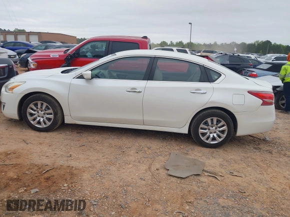 2013 Nissan Altima SV with VIN 1N4AL3AP8DN554166, listed as a IAAI auction lot 42008563 with 149,809 mi miles and . Bid and sale history available at carsss.com. Image 14.