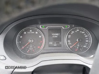 2015 Audi Q3 Premium Plus z VIN WA1EFCFS7FR006939, wystawiony jako IAAI lot #42067797 z przebiegiem 97 663 mil mil oraz . Historia ofert i sprzedaży dostępna na DreamBid. Obrazek 7.