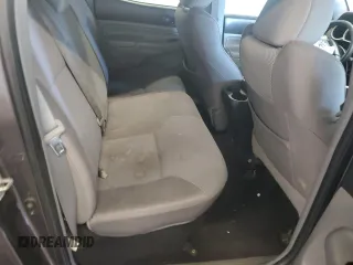 2013 Toyota Tacoma z VIN 5TFLU4ENXDX061110, wystawiony jako Copart lot #58910865 z przebiegiem Nie podano mil oraz Szkoda całkowita • Salvage title. Historia ofert i sprzedaży dostępna na DreamBid. Obrazek 10.