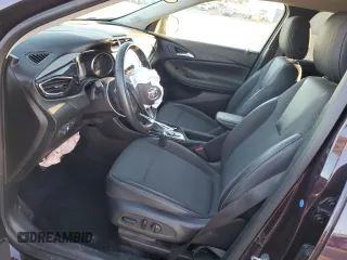 2020 Buick Encore GX Preferred with VIN KL4MMCSL8LB127936, listed as a Copart auction lot 87770005 with 39,052 mi miles and Salvage title. Bid and sale history available at DreamBid. Image 7.